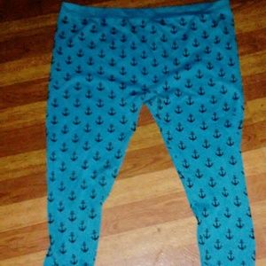 Unknown brand blue anchor capri leggings